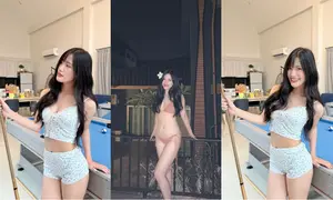 คลิปหลุดสาวไทย ตั้งกล้องเขี่ยหีแบบเสียว แล้วคลิปเต้นน่าโดนจับเย็ดเห็นแล้วน่าโดนเ-300x450